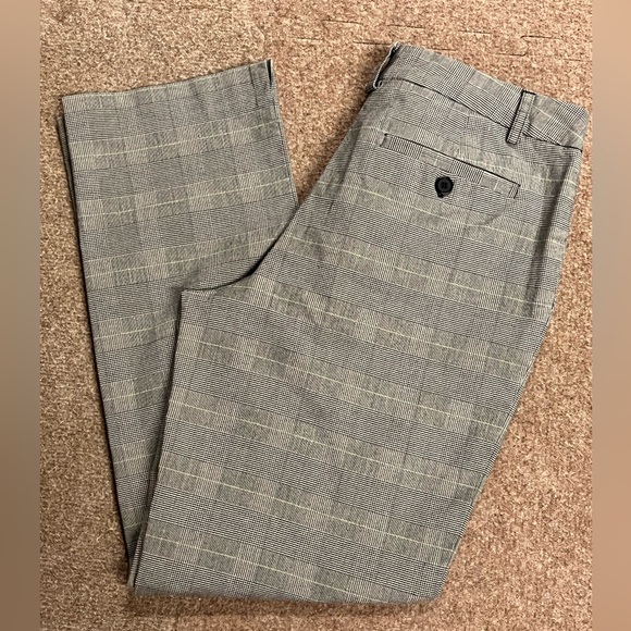 New York & Company Plaid Pants - Picture 2 of 8